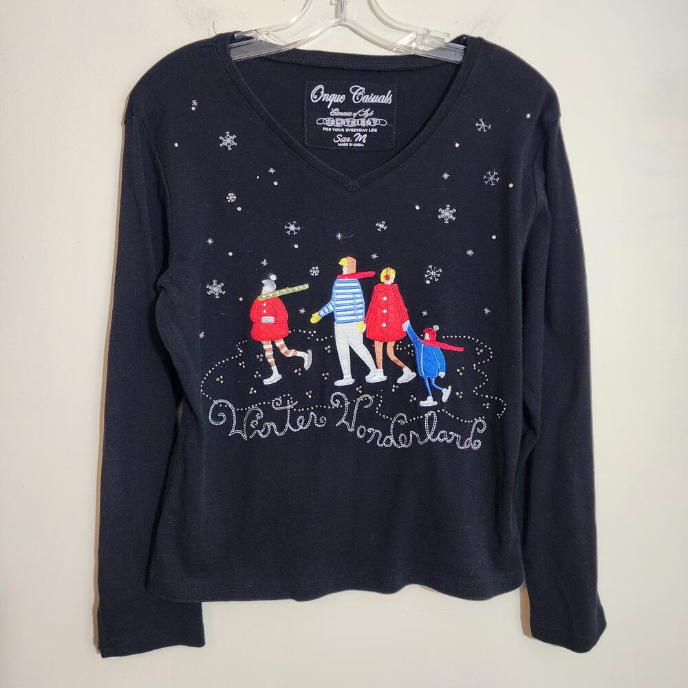Onque casuals embroidered applique jeweled ice skating winter wonderland shirt M